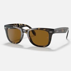 Foldable Ray-Ban Wayfarer in Brown Tortoiseshell